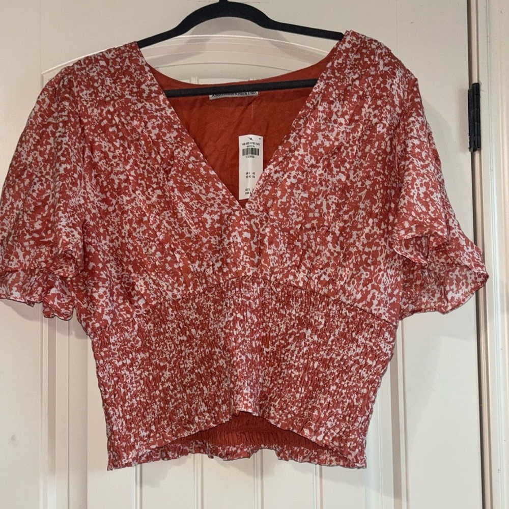 Abercrombie & Fitch Red and White Blouse